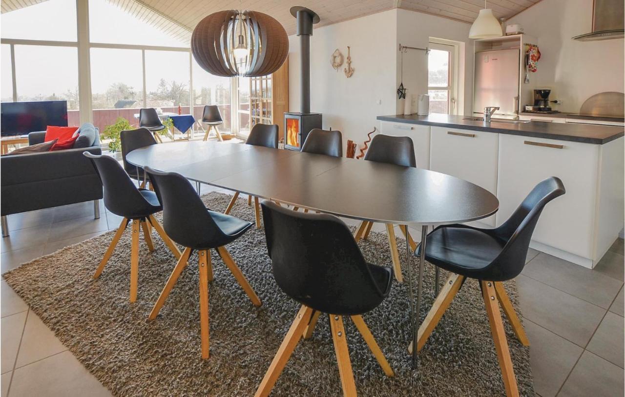 Pet Friendly Home In Augustenborg With Kitchen Asserballeskov Экстерьер фото