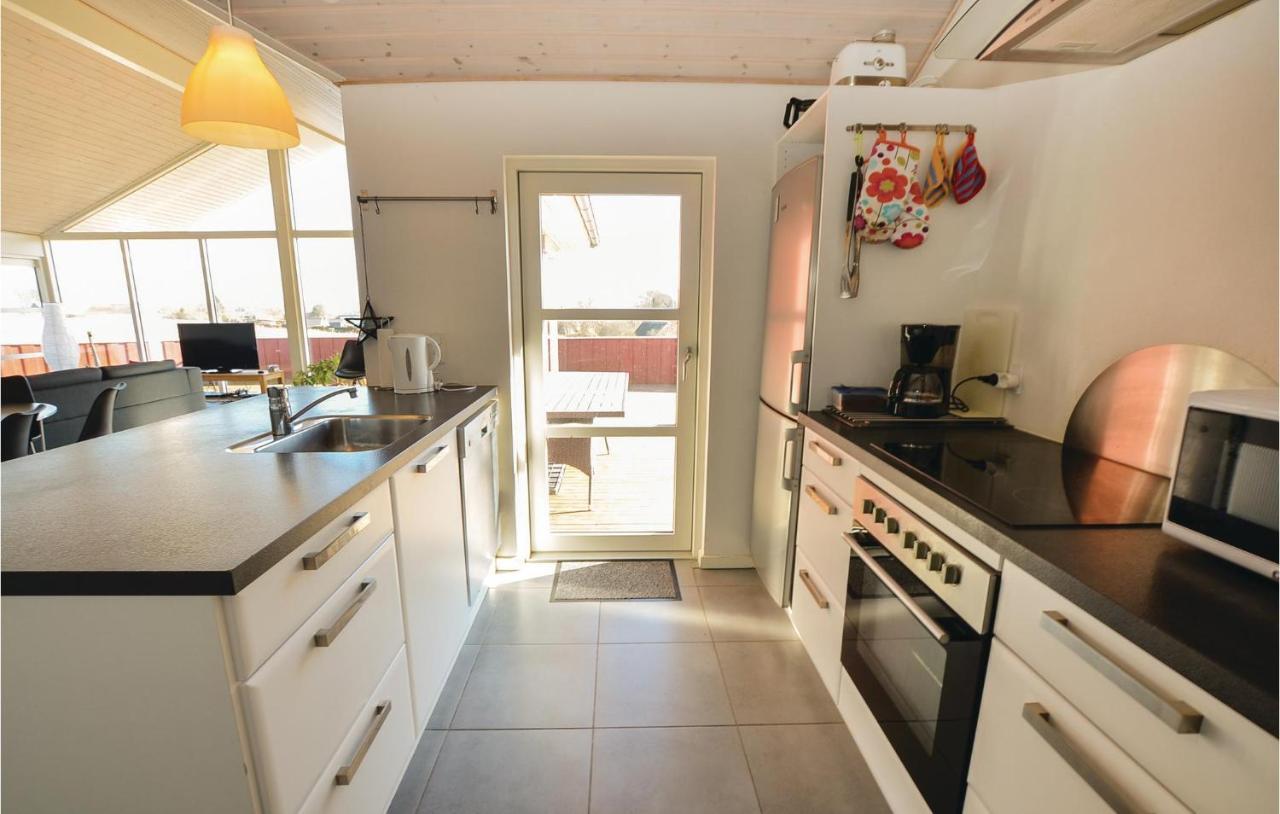 Pet Friendly Home In Augustenborg With Kitchen Asserballeskov Экстерьер фото